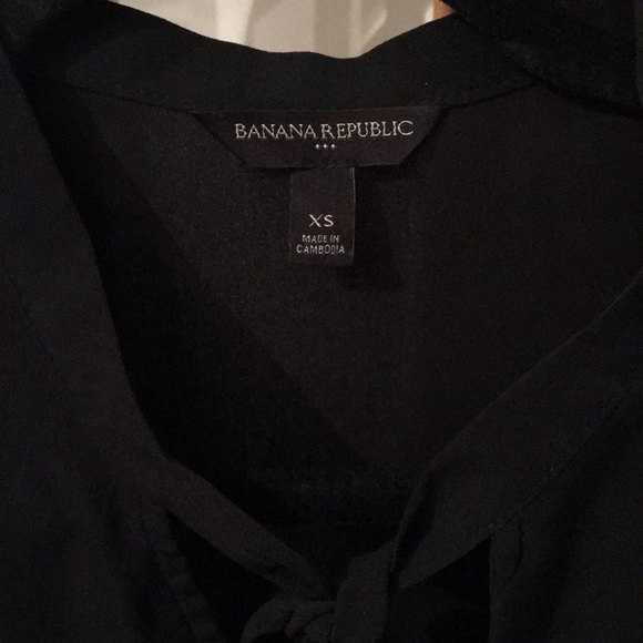 Banana Republic Sleeveless Top - Picture 3 of 8